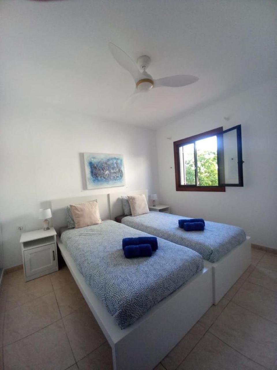 Victoria Court 2 - Lovely Apartment 65 Лос-Крістіанос Екстер'єр фото